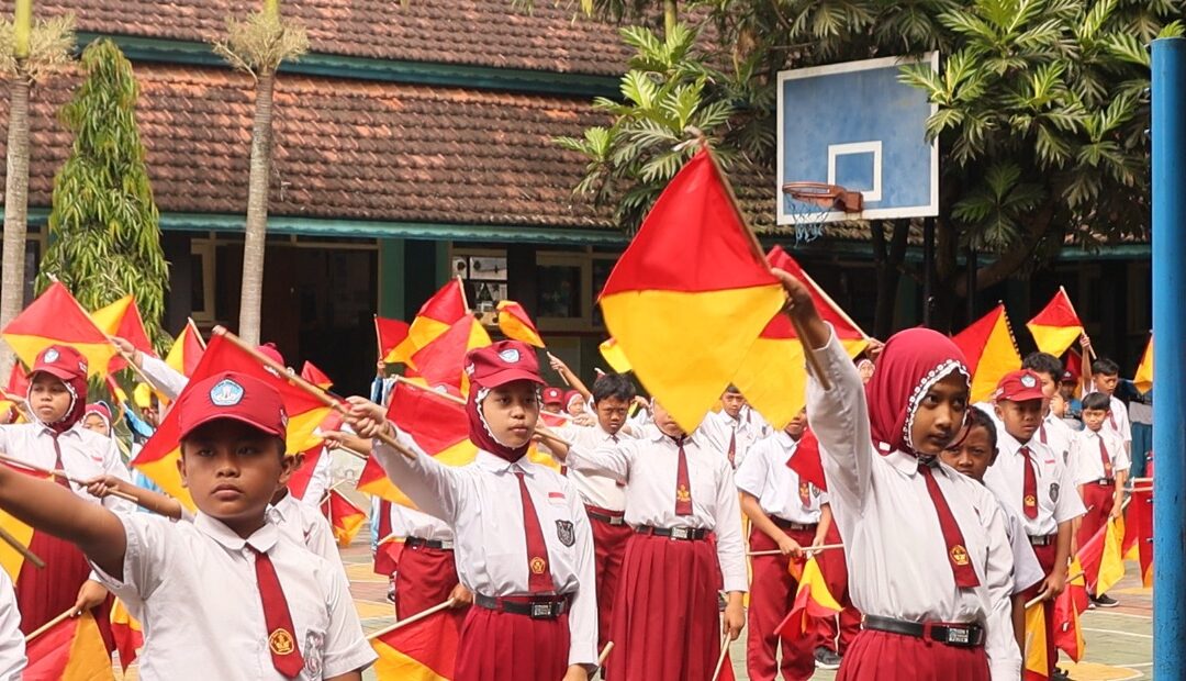 Tim Sekolah Unggulan Universitas Negeri Malang Sambangi SD Negeri 1 Tawangsari, Disambut Meriah dengan Semaphore Dance